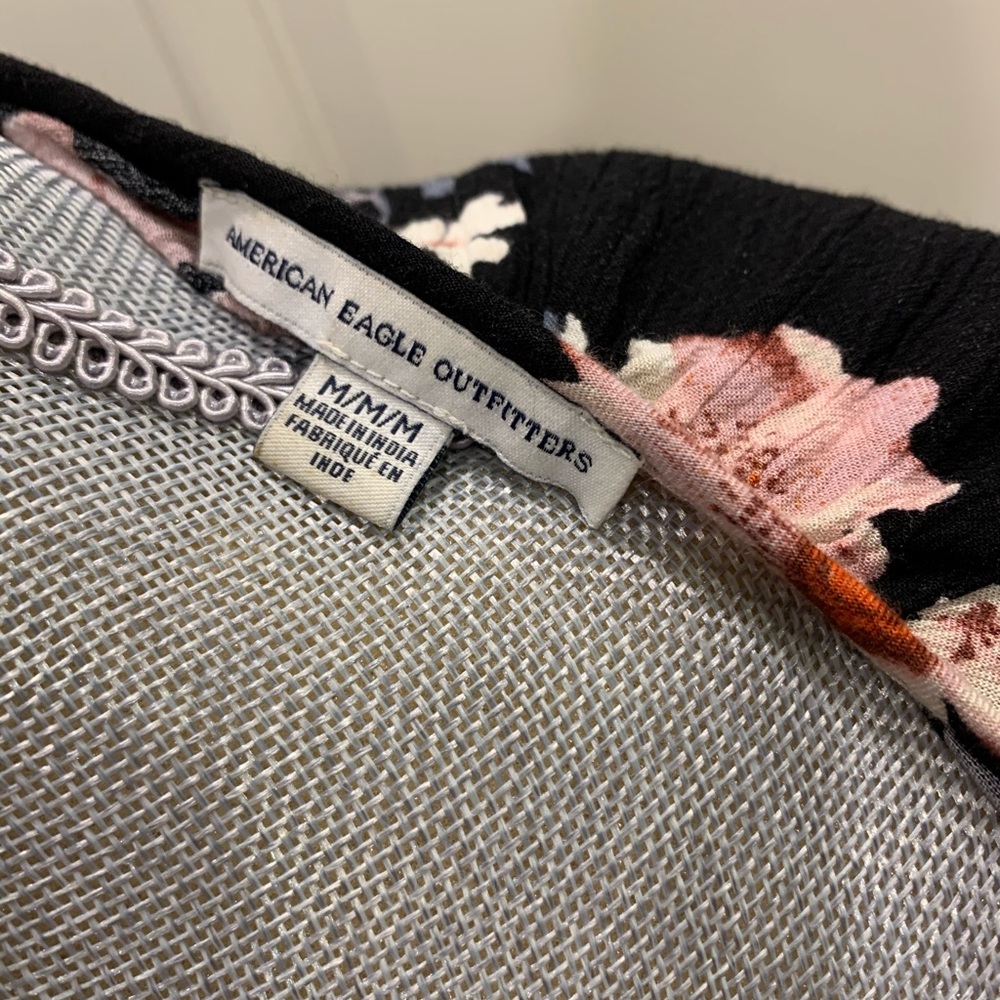 American Eagle Floral Top